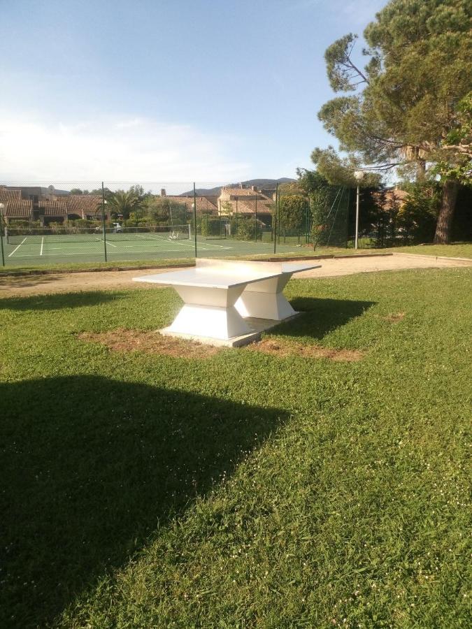 Les Jardins Du Golf - Mandelieu Apartment Bagian luar foto